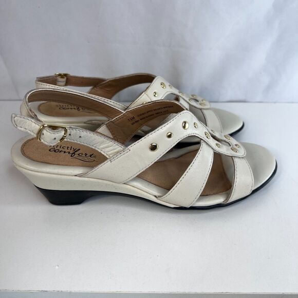 Strictly Comfort Strappy Open Toe Sandals Low Heel Gold Studs Dressy Size 7.5 - Picture 2 of 11